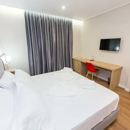 Hotel Class 4*