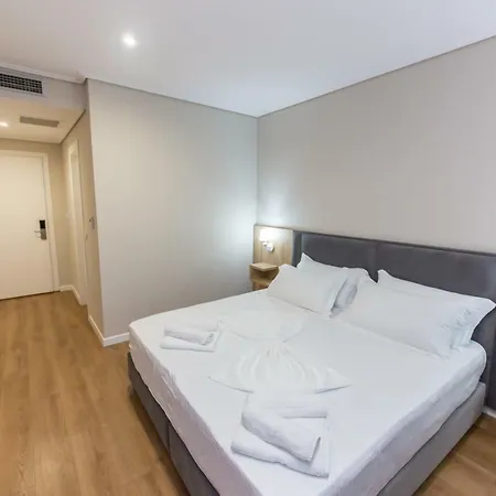 Class Hotel Ksamil
