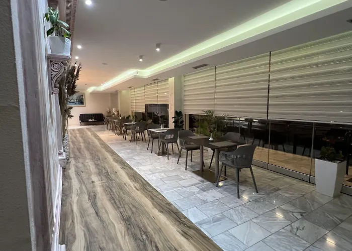 Class 4* クサミル