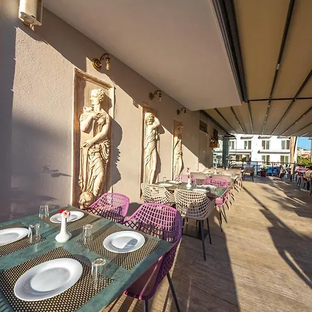 Class Hotel 4*