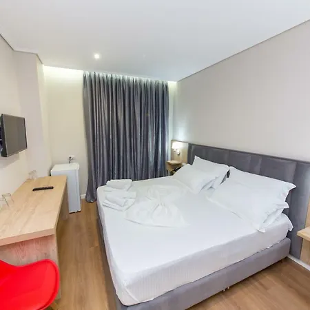 Class Hotel Ksamil